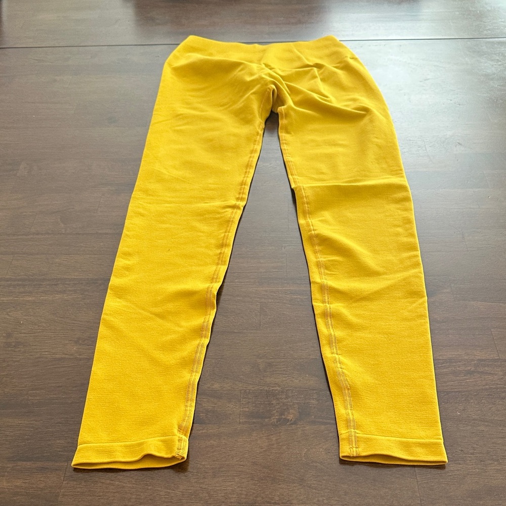 LAST CHANCE OFFER: Alphalete Women's Bright Yellow Leggings